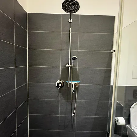 Royal Gmbh Monaco di Baviera